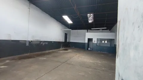 Industial-Unit-To-Rent-in-Denver (2)